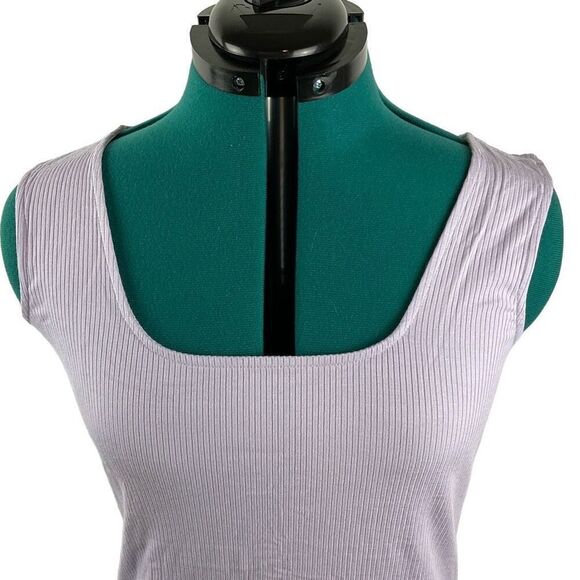NWT Ann Taylor Lavender Top- Size M - Picture 2 of 7